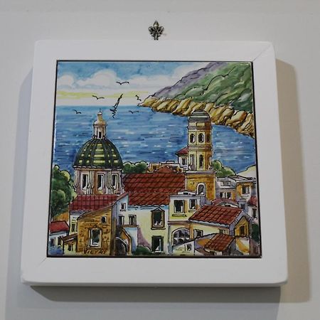 Domus Elvia-Vietri Acomodação com café da manhã Pompeia Exterior foto